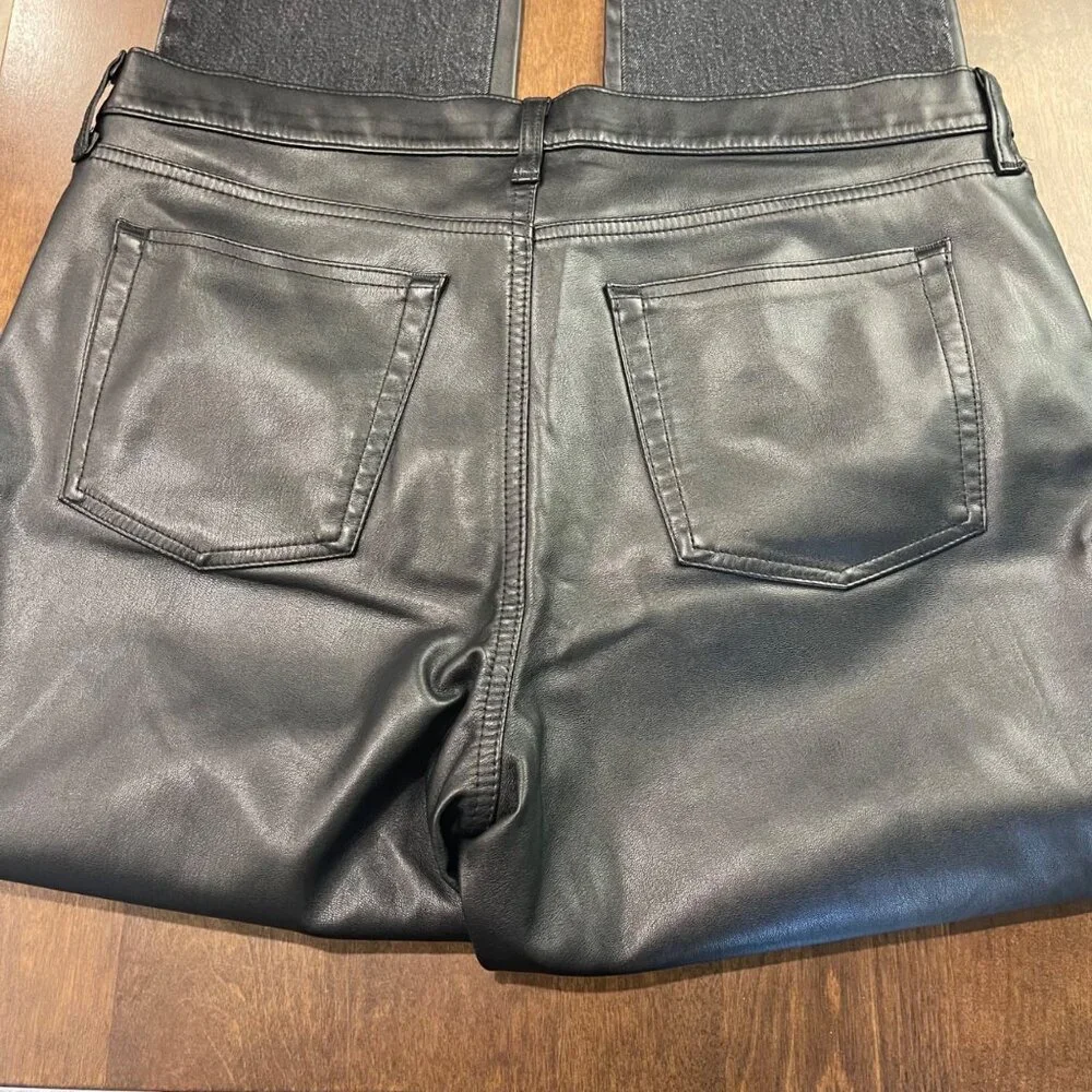 Universal Thread Mid-Rise 80s Slim Jeans Faux Leather Back Women's Size 16 Black